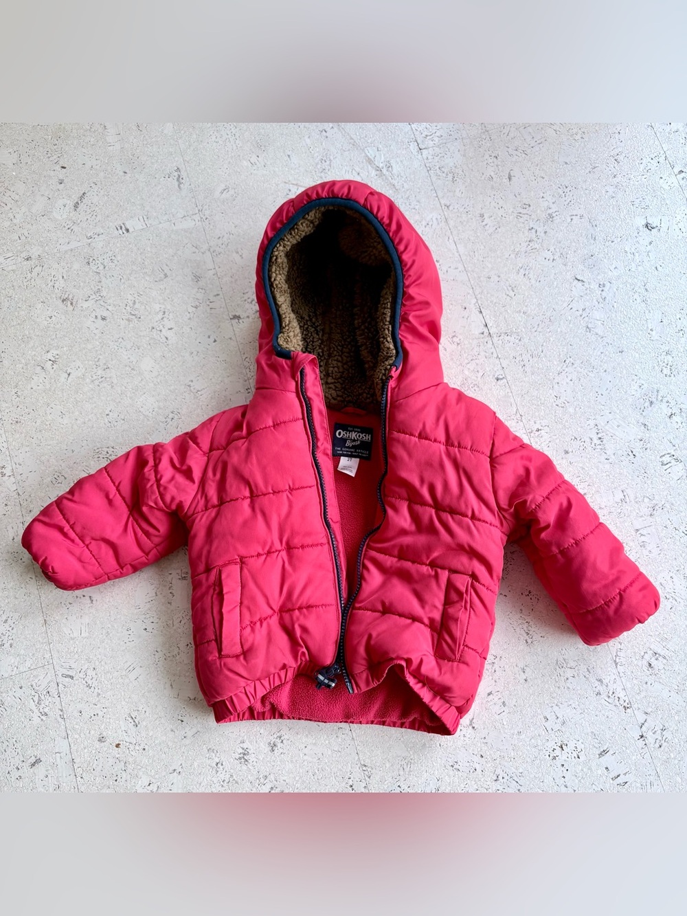 Oshkosh heavy weight toddler puffer jacket.